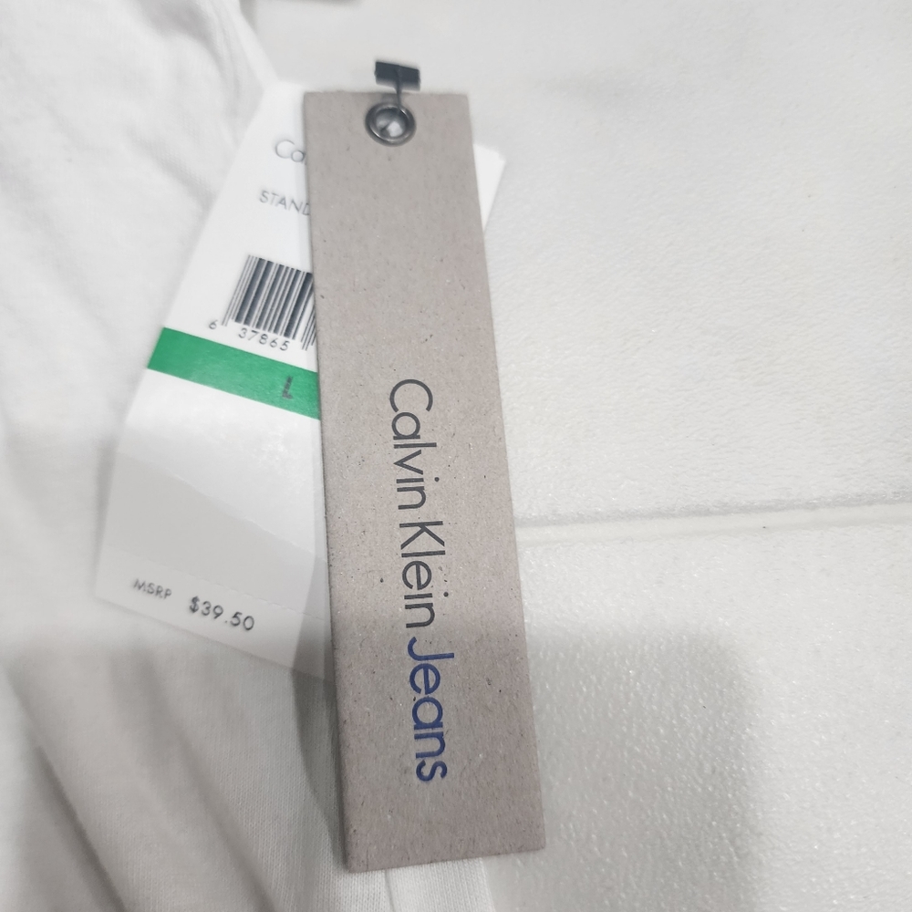 Calvin Klein, NWTO, Women's  white t-shirt. Size Large. - Picture 16 of 16